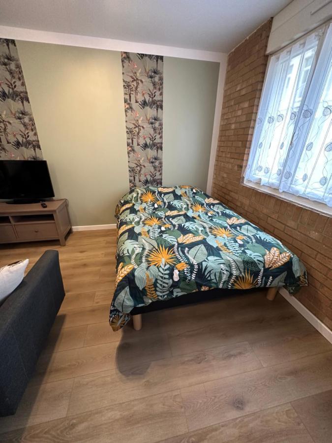 Le Jacquard Apartment Calais Exterior photo