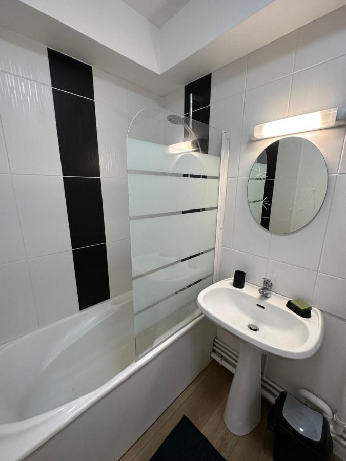 Le Jacquard Apartment Calais Exterior photo