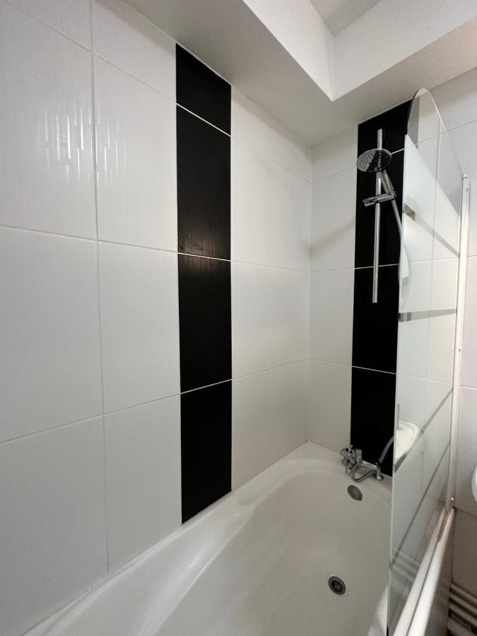 Le Jacquard Apartment Calais Exterior photo